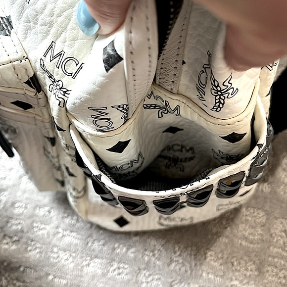 MCM white leather backpack - Picture 7 of 16